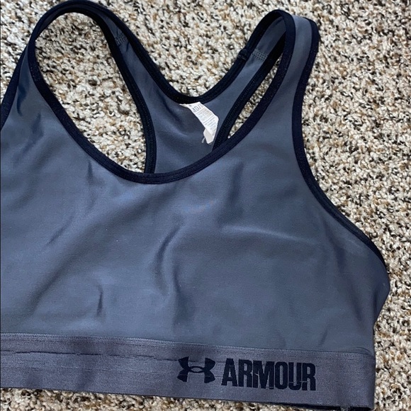 Under Armour Sports Bra - Picture 1 of 2
